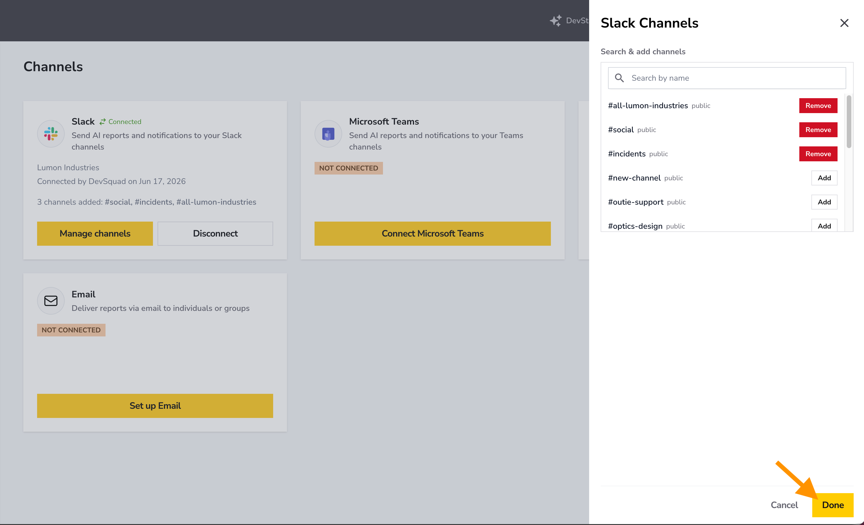 O Channels picker do Slack mostrando canais já adicionados com botões Remove.